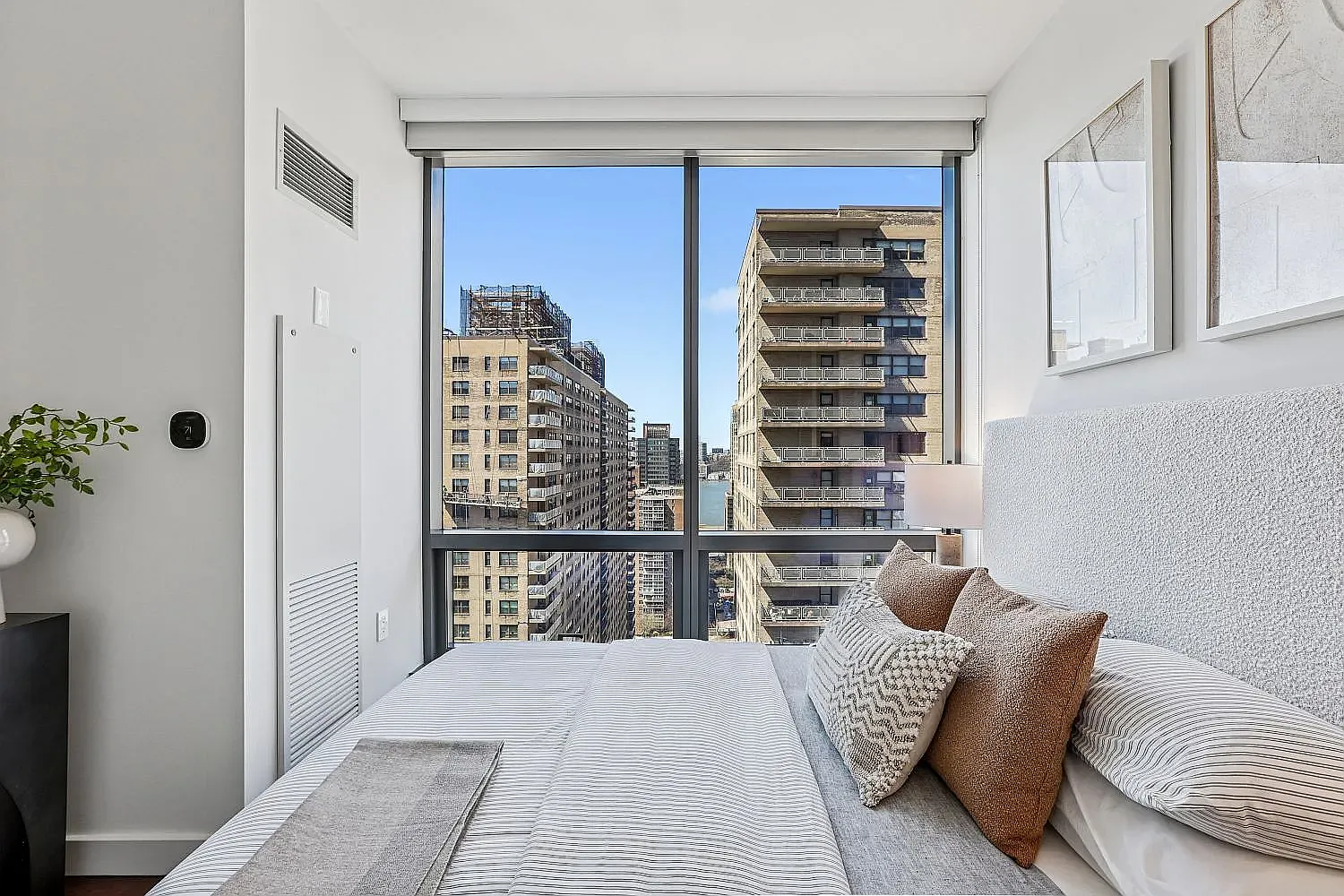 200 West 67th Street — Photo 4