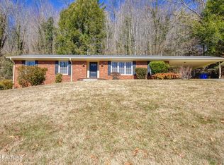 108 Canterbury Rd, Oak Ridge, TN 37830