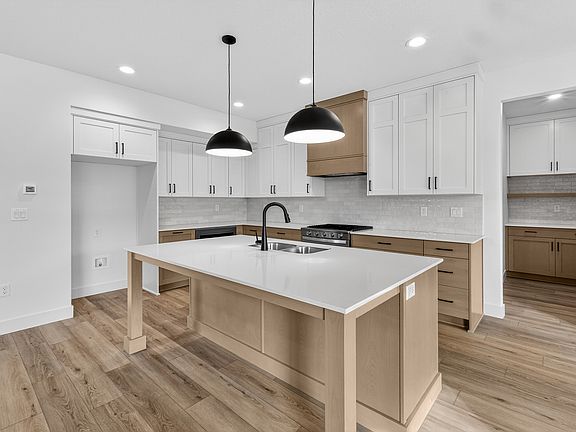 5th image of 6374 S Ray Dr #111