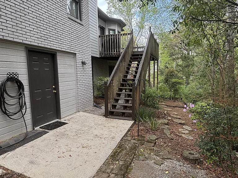 1209 Ivy Brook Cir — Photo 47
