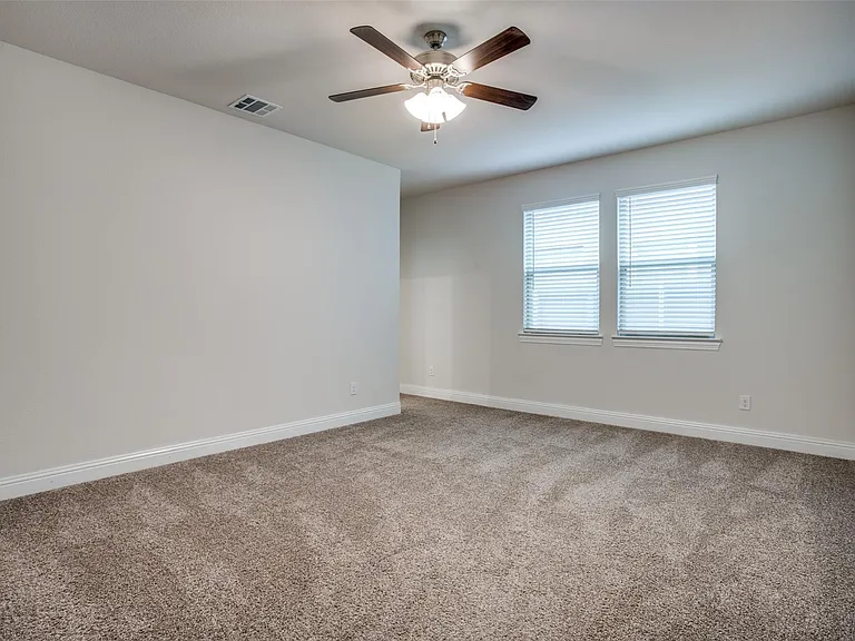 1304 Wildflower Way — Photo 13
