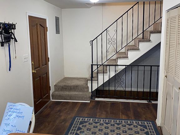 5th image of 1468 Edgewood Ct