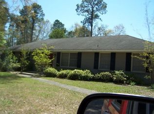 222 Meadowbrook Dr, Dothan, AL 36303