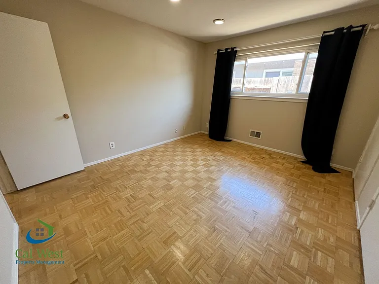 2846 Regnart Way — Photo 12