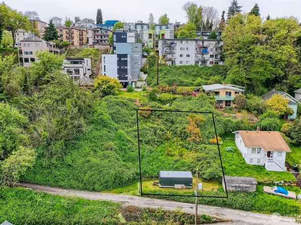 132 X 16th Avenue S, Seattle, WA 98144