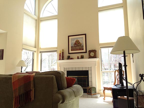 2 Story Great Room with Fireplace