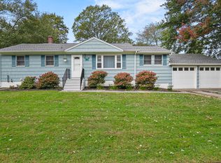 18 Barton Rd, Milford, CT 06460