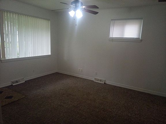 2nd image of 6042 Herbert St