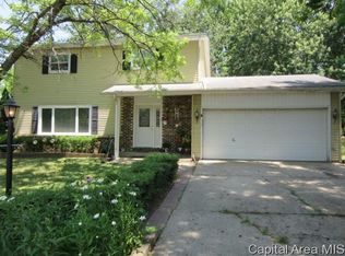 95 Mesa Rd, Springfield, IL 62702