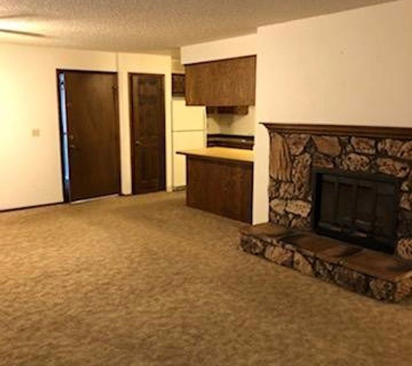 1st image of 1445 Sugarview Dr #62