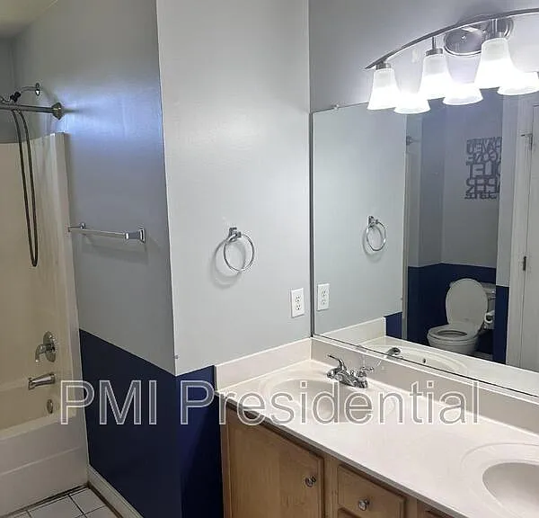 1213 Hawkins Wood Cir — Photo 9