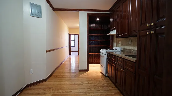 Rented by New York Residence | media 26