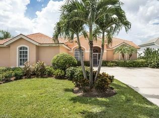 28490 Rochester Ct, Bonita Springs, FL 34135