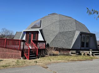 141 Clyde Ellis Dr, Pennington Gap, VA 24277