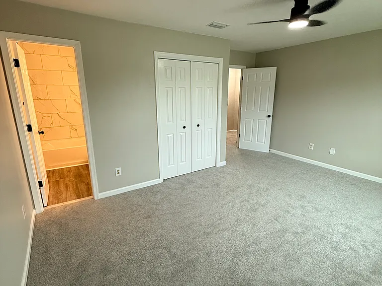 755 Huntly Dr — Photo 28