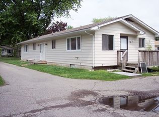 2162 Meadowlawn Dr, Holt, MI