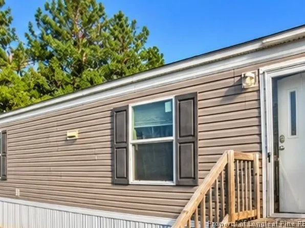 426 Redfin Dr, Fayetteville, NC 28306