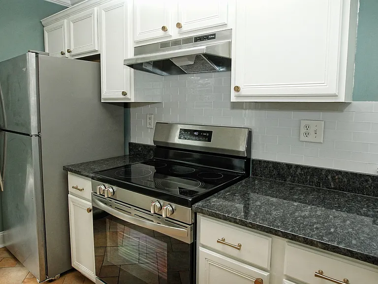 102 Whistling Swan Ln — Photo 10