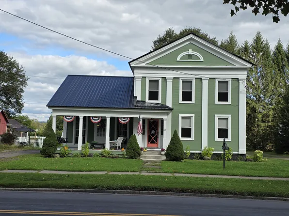 35 S Main St, New Berlin, NY 13411