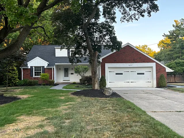 1657 Allen Dr — Photo 1