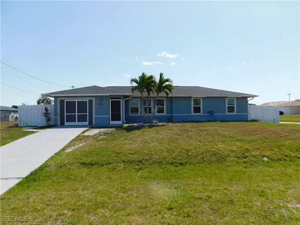 1217 NE 1st Pl, Cape Coral, FL 33909