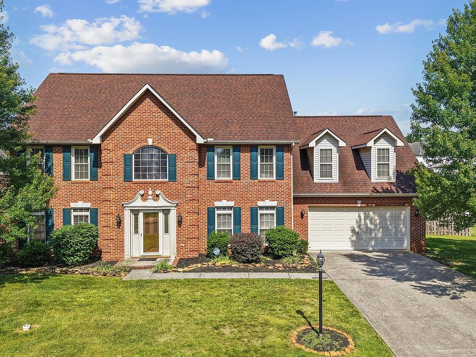 1st image of 3313 Bridlebrooke Dr