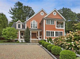 80 W Lake Blvd, Mahopac, NY 10541