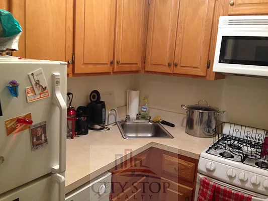 Rented by City Stop Realty | media 1