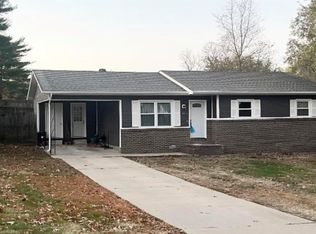 407 Moore St, Dexter, MO 63841