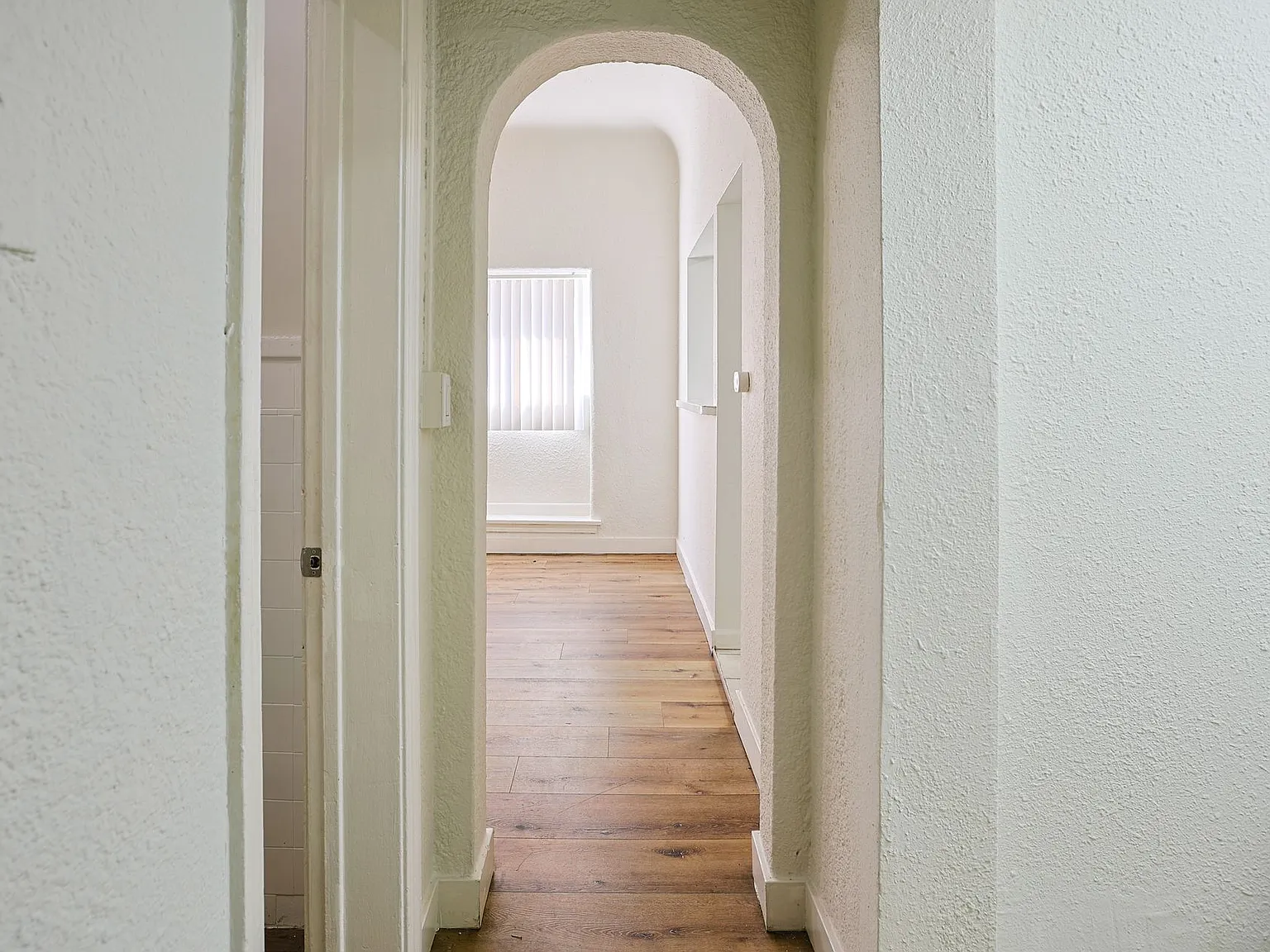 Normandie Lofts | Studio & One-Bedroom Apartments in Koreatown — Photo 1