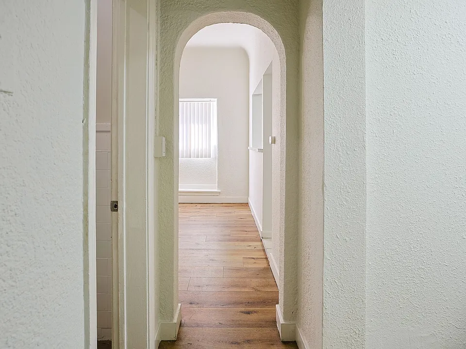 Normandie Lofts | Studio & One-Bedroom Apartments in Koreatown