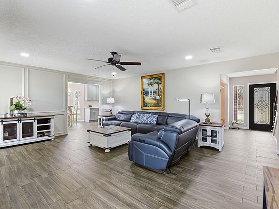 2nd image of 3915 El James Dr