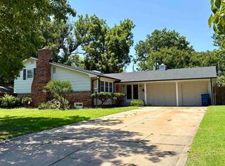 2611 S Laura Ave, Wichita, KS 67216