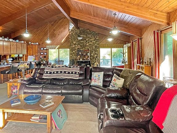 4th image of 214 Norma Ct