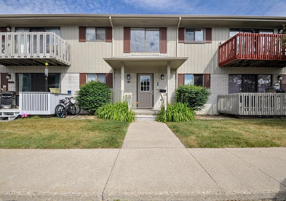 1st image of 1102 Hillcrest Dr #1