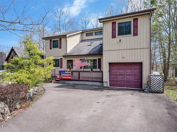 37 Woodridge Dr, Lake Ariel, PA 18436