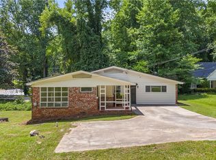 3121 Dodson Dr, East Pt, GA 30344