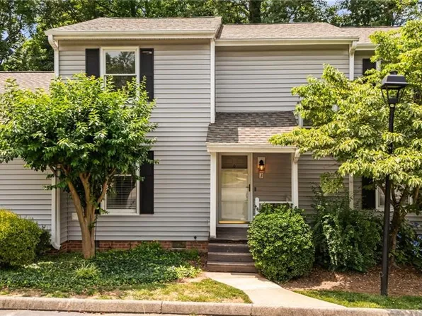 3 Appletree Ln, Greensboro, NC 27455