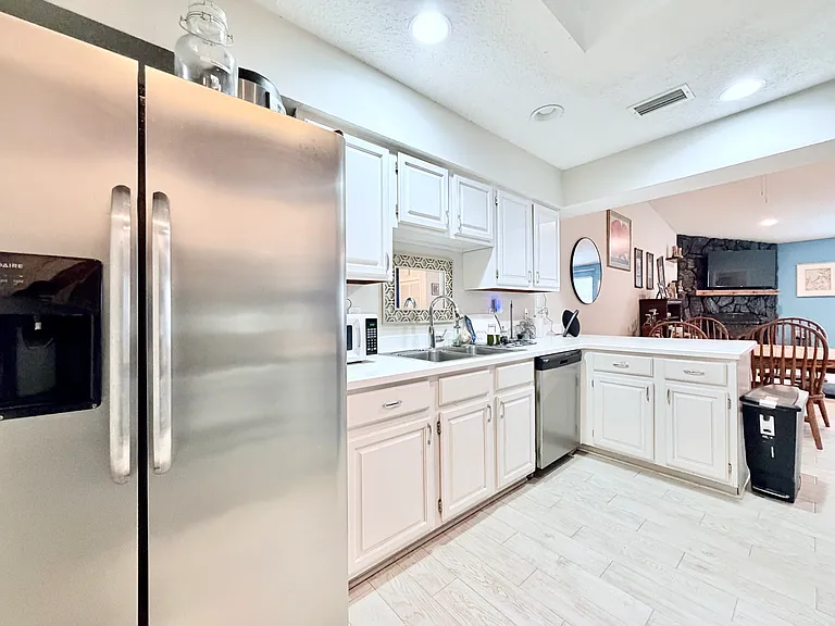 10420 Big Tree Cir W — Photo 6
