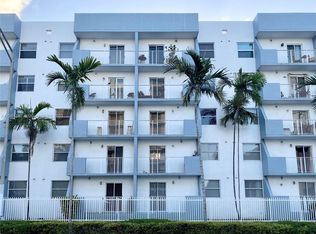 2575 SW 27th Ave APT 409, Miami, FL 33133