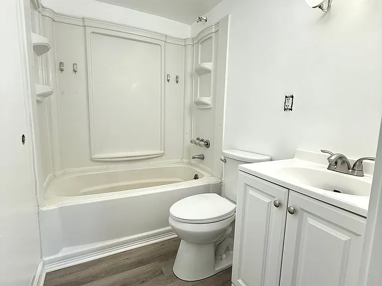 24 Conway Pl — Photo 7