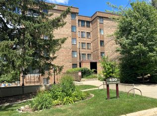 430 Walnut Creek Ln UNIT 2101, Lisle, IL 60532
