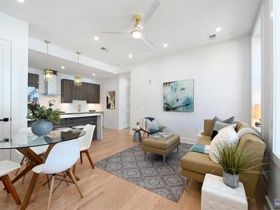 74 Bowers St APT 3, Jersey City, NJ, 07307