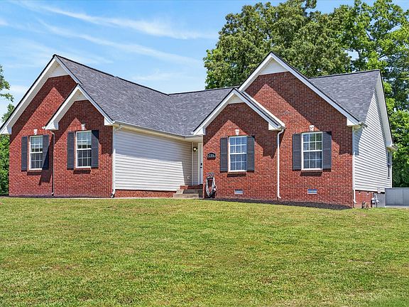 2nd image of 746 Gaine Lynn Dr