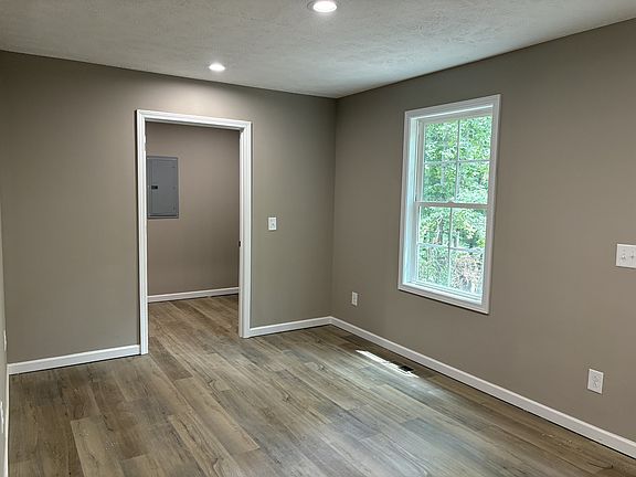 5th image of 142 Poling Dr Lot 16