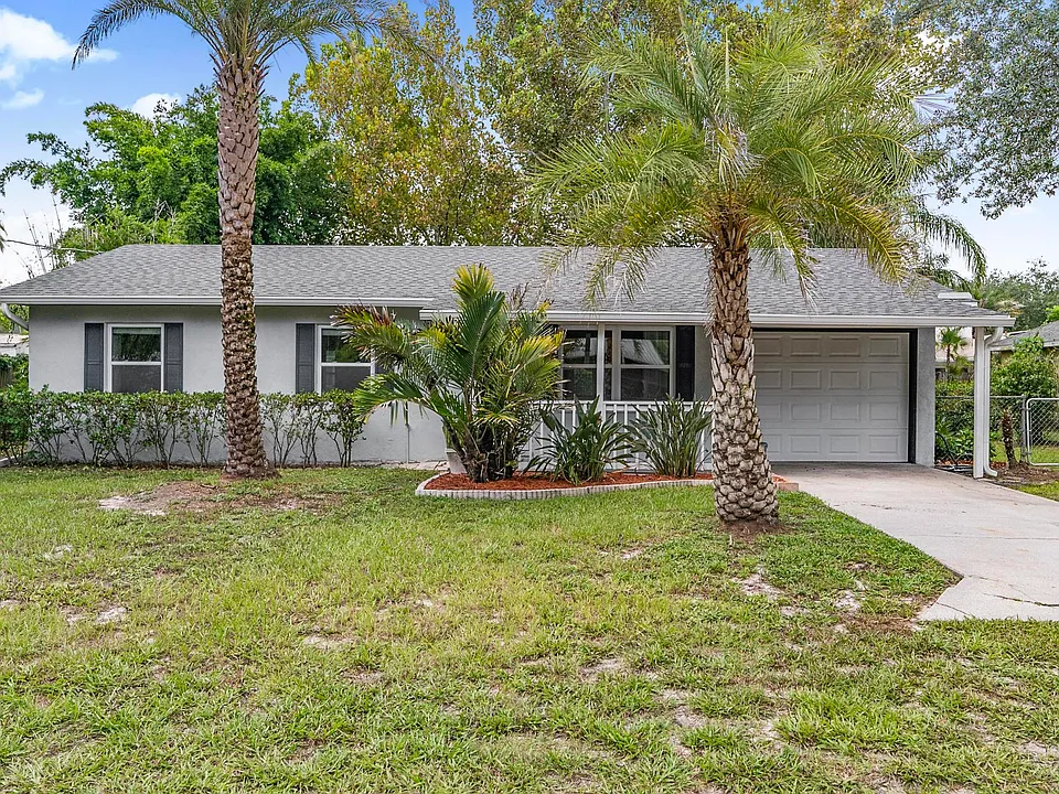 370 Lobelia Rd