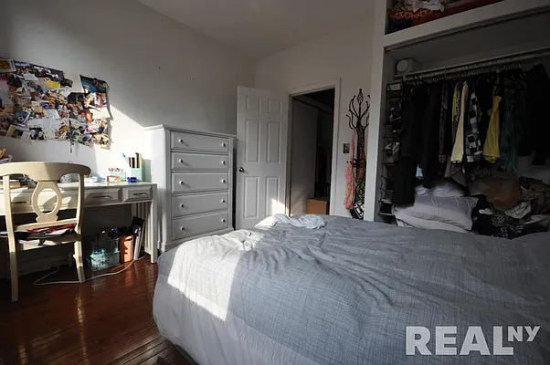 Rented by REAL New York | media 4