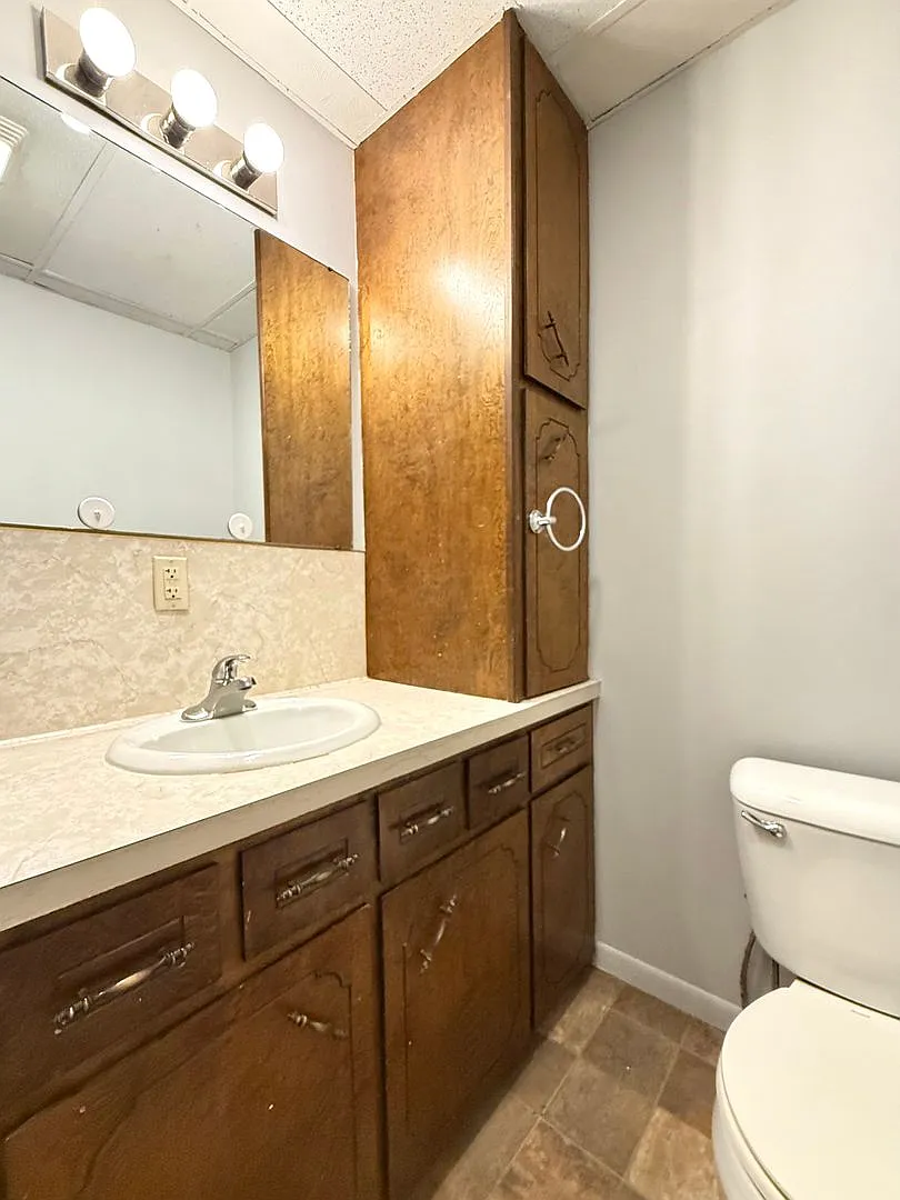 706 S 4th St — Photo 3