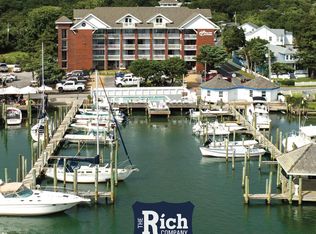 180 Irvin Garrish Hwy #309, Ocracoke, NC 27960