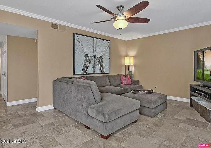 2 bed, 1.0 bath, 934 sqft, $1,800 — Photo 4